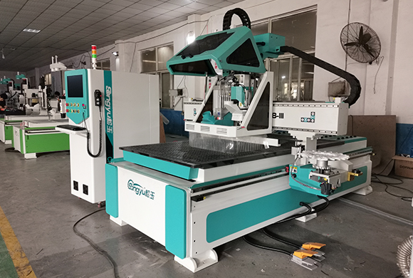 數(shù)控開料機(jī)主要部件有哪些？